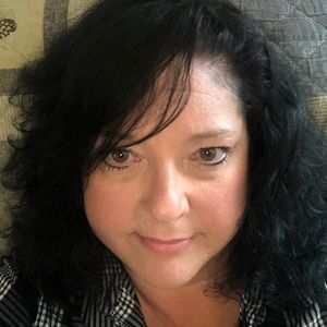 Meet your Posher, Shelly